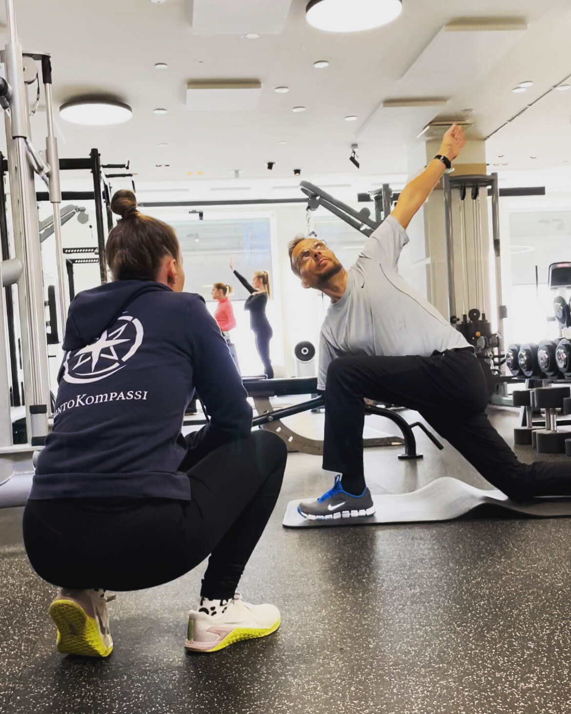 Kuntokompassi kokemuksia Jarmo 55v. Niska- ja polvikivut ovat  historiaa!Personal Trainer Helsinki – Kuntokompassi Personal Training Studio  Töölö